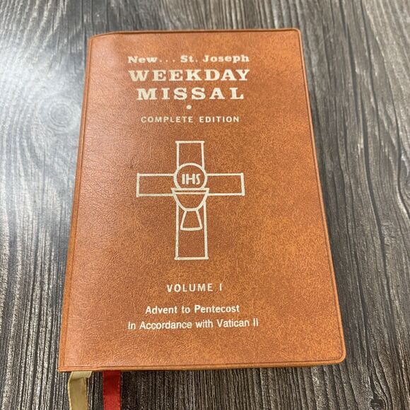 St. Joseph Weekday Missal (Vol. 1- COMPLETE EDITION -ADVENT TO PENTECOST - - Picture 1 of 12